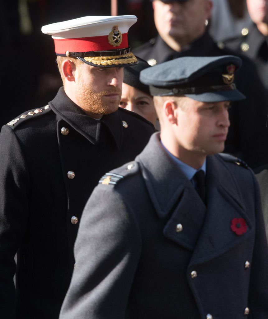 El príncipe Harry y el príncipe William en el Cenotafio, el 10 de noviembre de 2019 en Londres, Inglaterra. | Foto: Getty Images