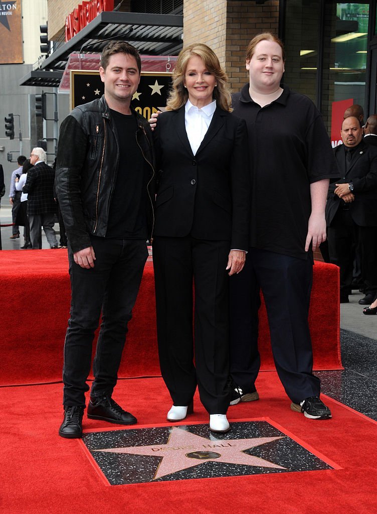  Deidre Hall and sons David Atticus and Tully Chapin Sohmer at The Hollywood Walk Of Fame on May 19, 2016 | Photo: GettyImages