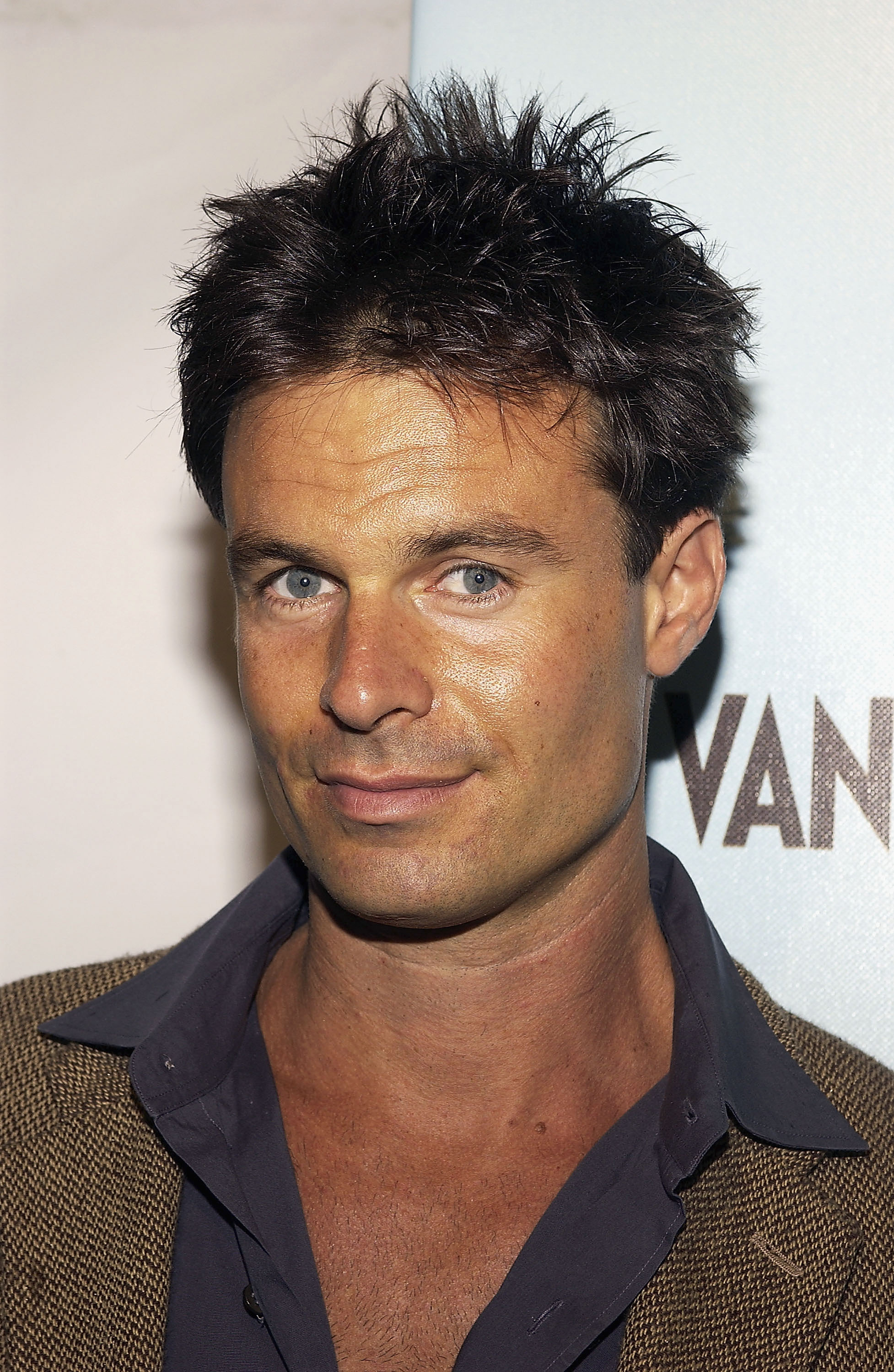 Patrick Muldoon arrives at the launch of Marciano hosted by Vanity Fair at Dolce on October 19, 2004, in Hollywood, California | Source: Getty Images