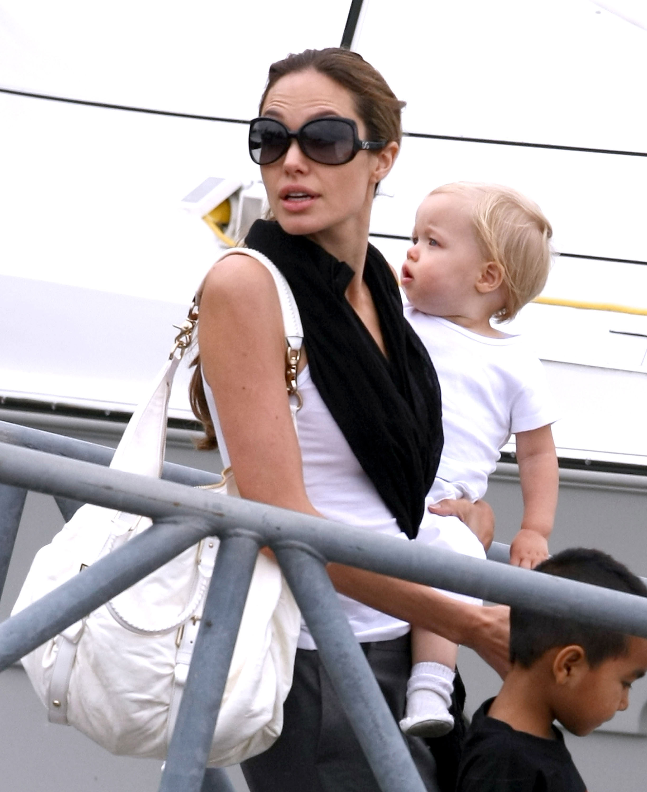 Angelina Jolie, Shiloh Nouvelle and Pax sighted boating at Lake Michigan on August 18, 2007 in Chicago, Illinois. | Source: Getty Images