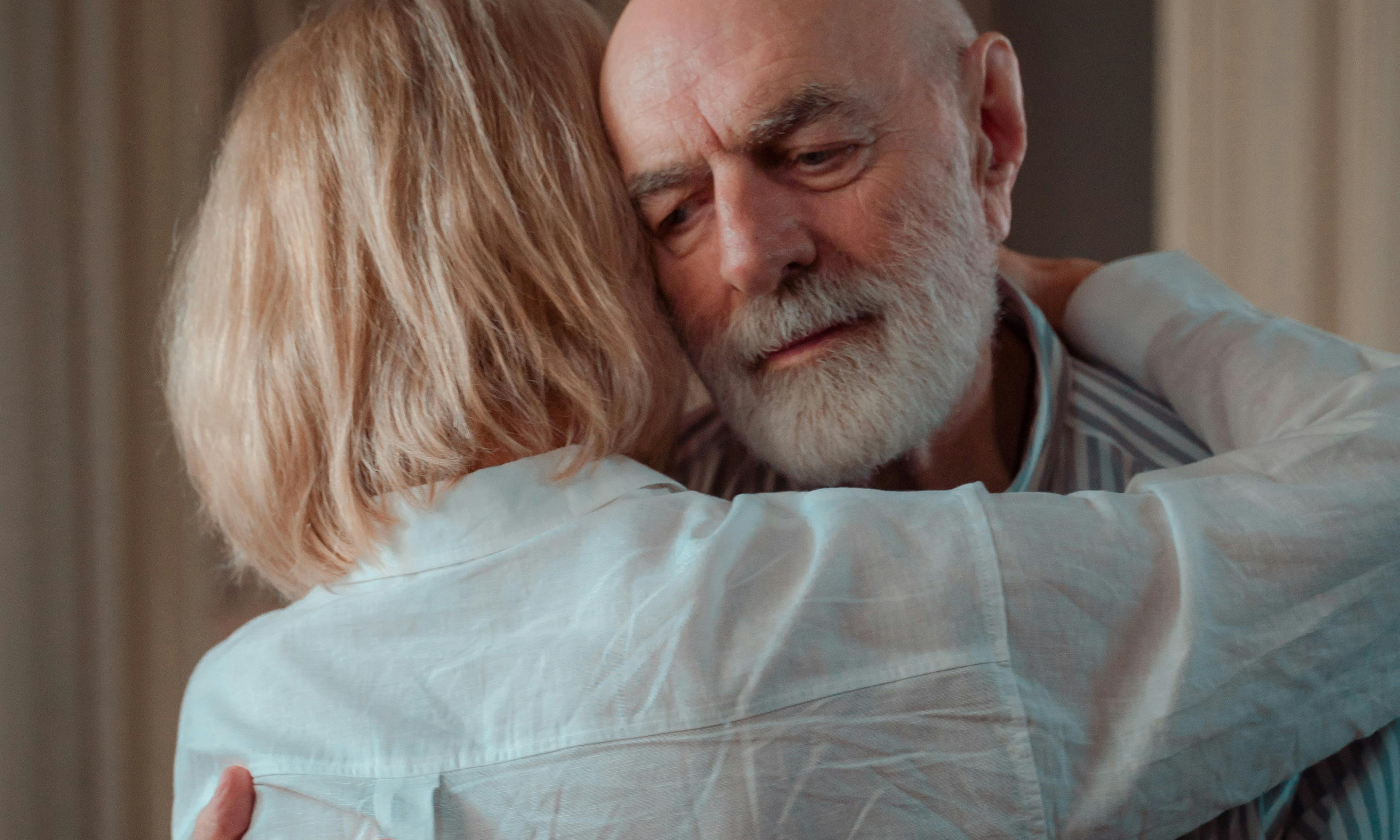 Harold comforting Margaret and welcoming her into his home | Source: Pexels