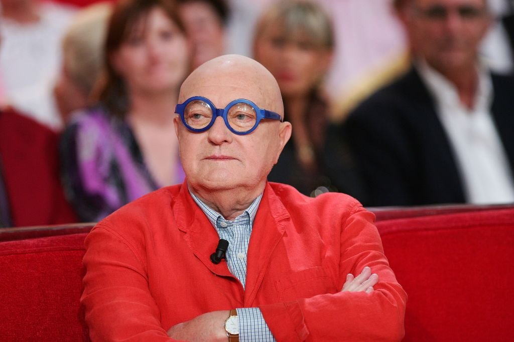 Jean Pierre Coffe assiste au show télévisé Vivement Dimanche à Paris, France, le 5 octobre 2011. | Photo : Getty Images