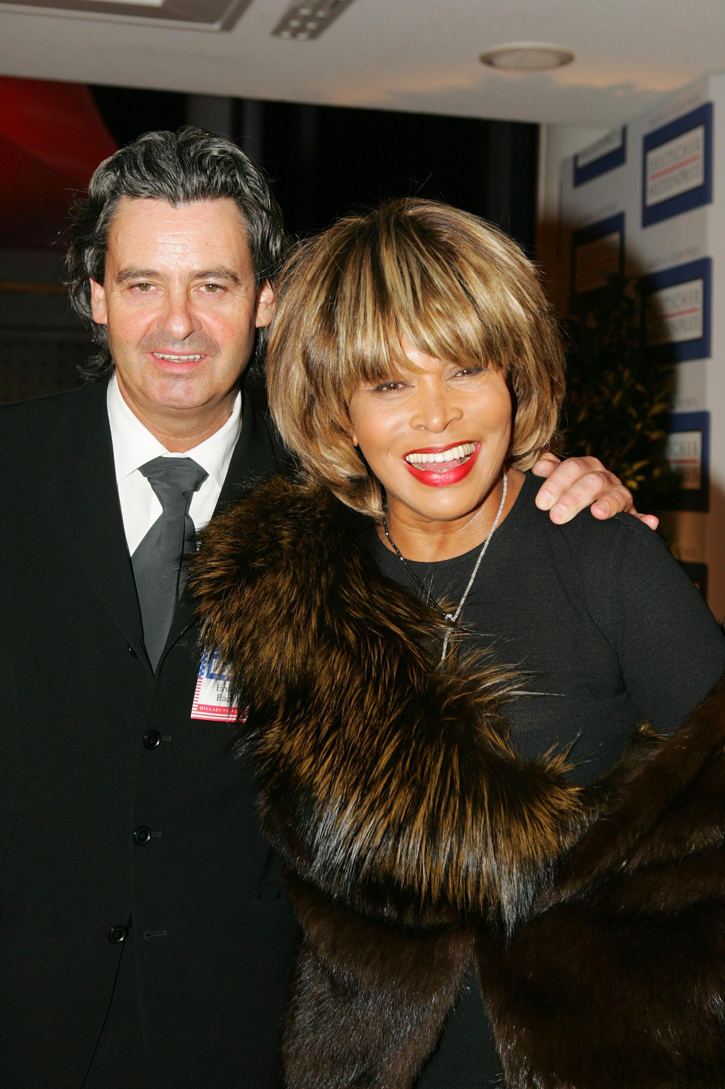 Erwin Bach und Tina Turner beim Event des Deutschen Medienpreises im Jahr 2005 | Quelle: Getty Images