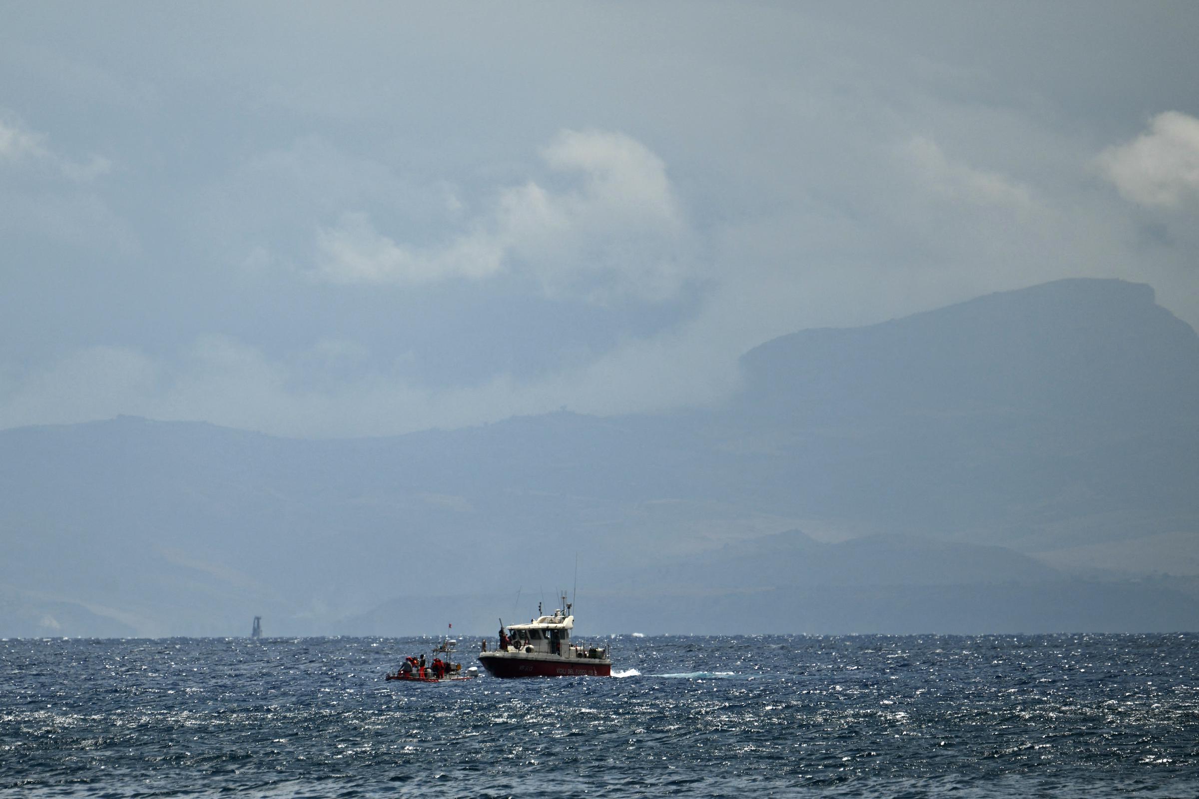 Rescue boats seen off the coast of Porticello near Palermo on August 20, 2024 | Source: Getty Images