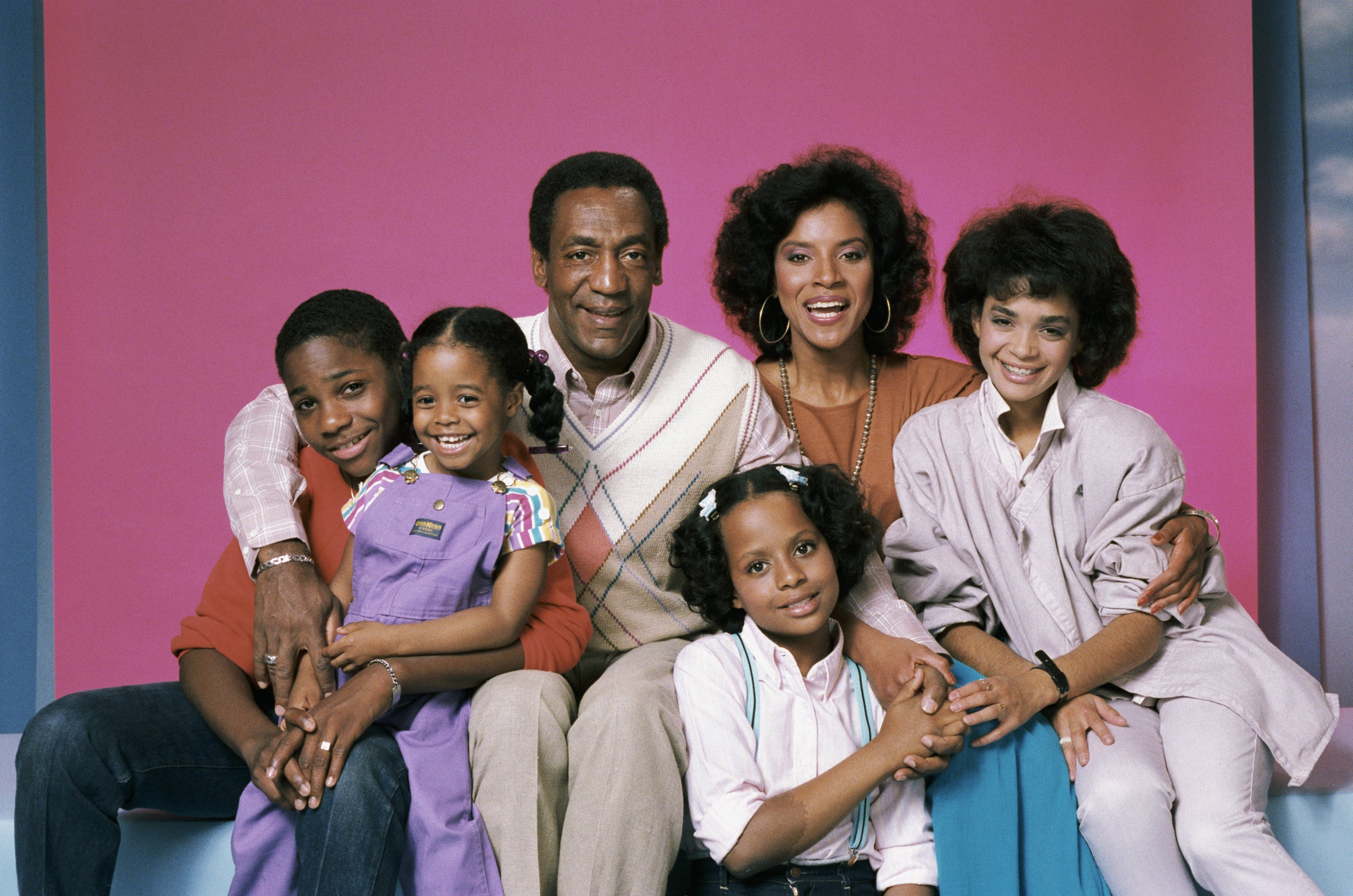 "The Cosby Show" Season 1 - Malcolm-Jamal Warner, Keshia Knight Pulliam, Bill Cosby,, Tempestt Bledsoe, Phylicia Rashad, Lisa Bonet. | Photo: GettyImages