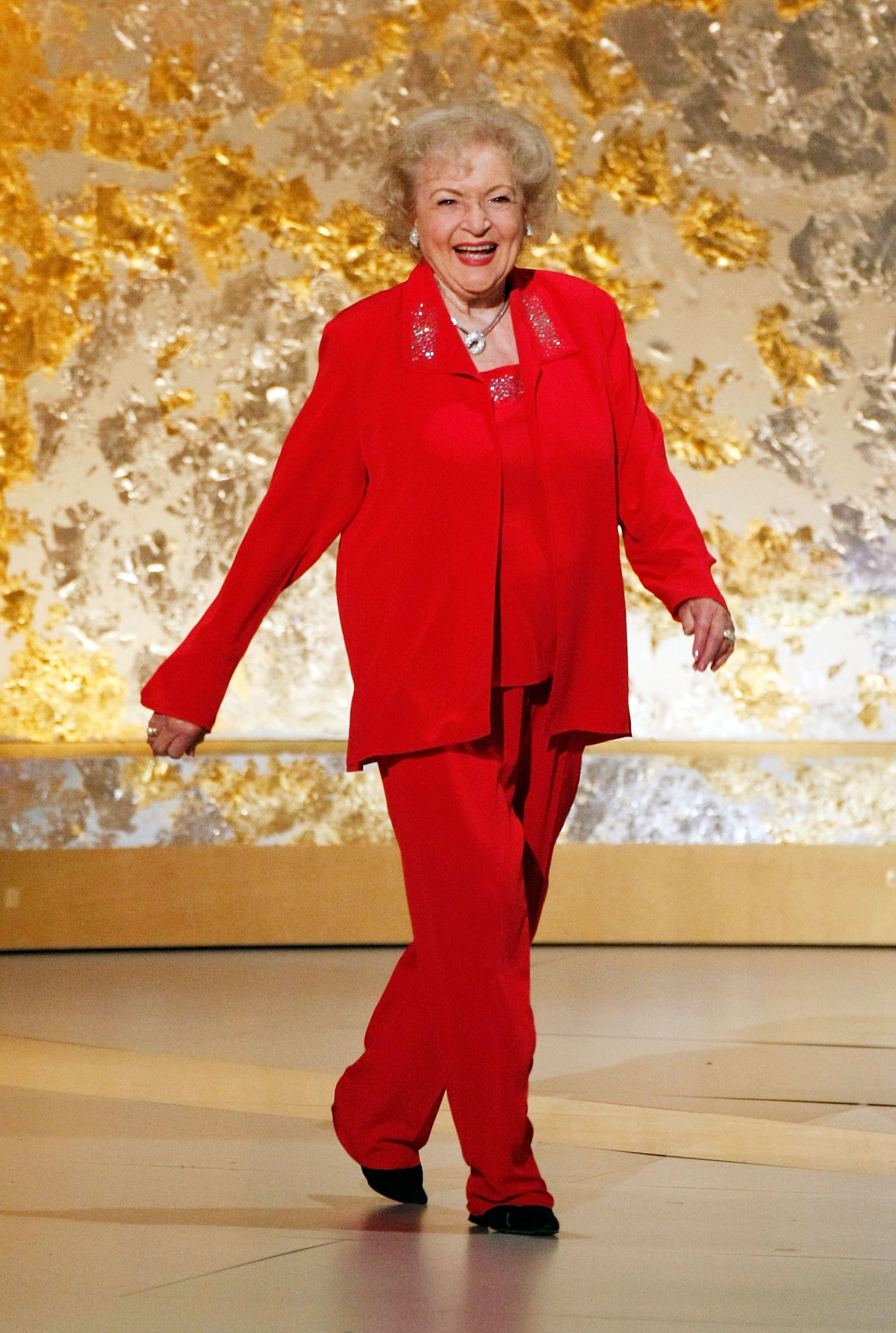 Betty White onstage during the 60th Primetime Emmy Awards on September 21, 2008, in California. | Source: Getty Images