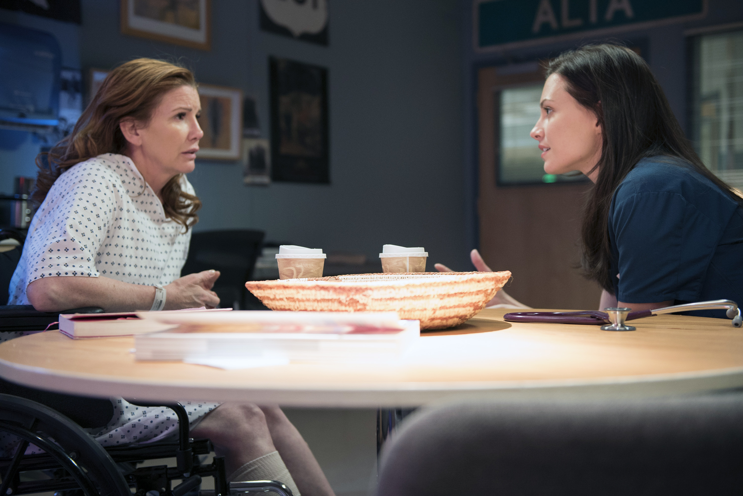 Melissa Gilbert plays Lindsay in "The Night Shift" Season 2, Episode 11 ("Hold On"), airing on March 30, 2015, alongside Jill Flint as Jordan Alexander. | Source: Getty Images