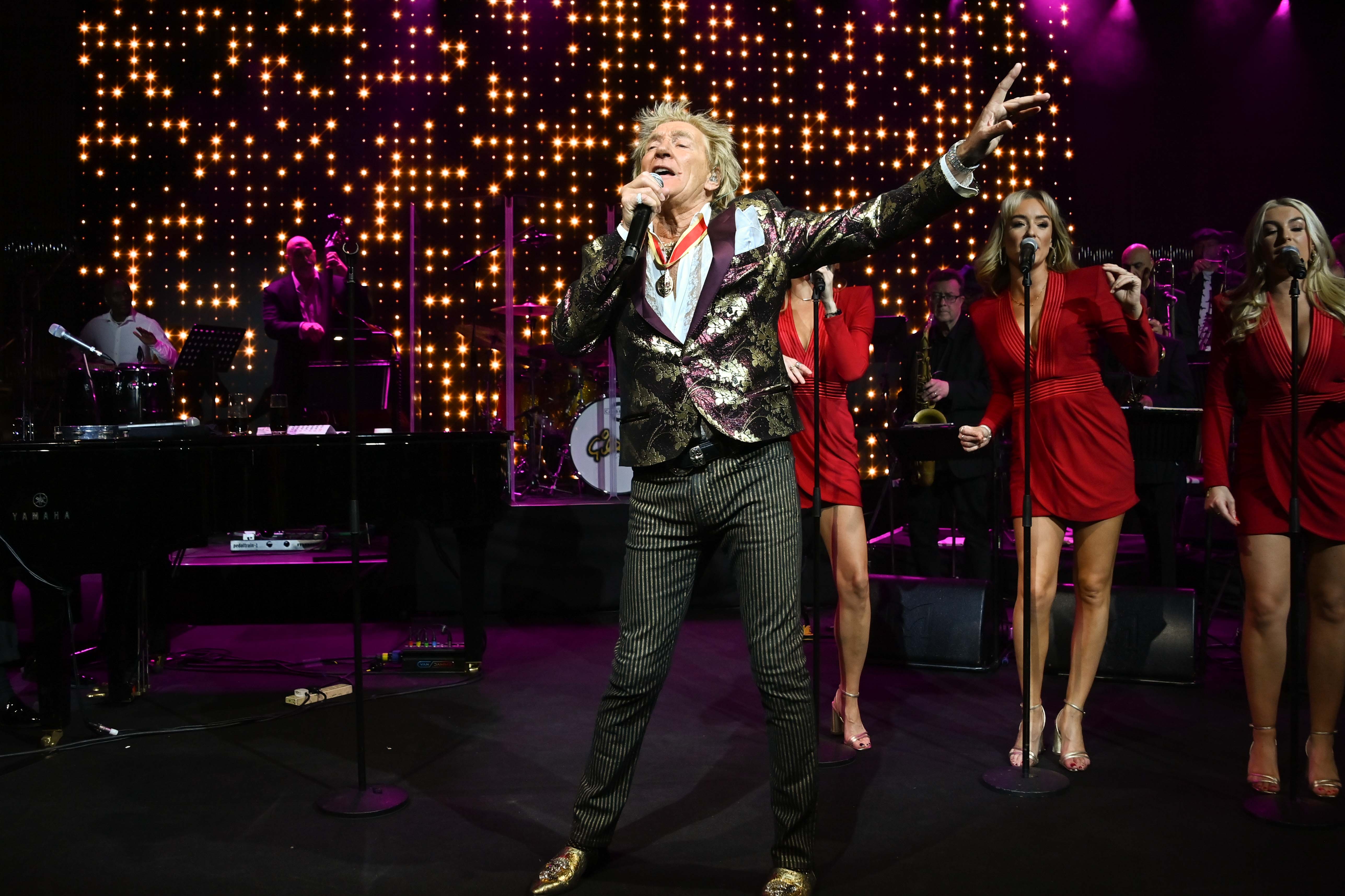 Rod Stewart performing at The Princes Trust Invest In Futures Gala Dinner on February 29, 2024, in London, England. | Source: Getty Images