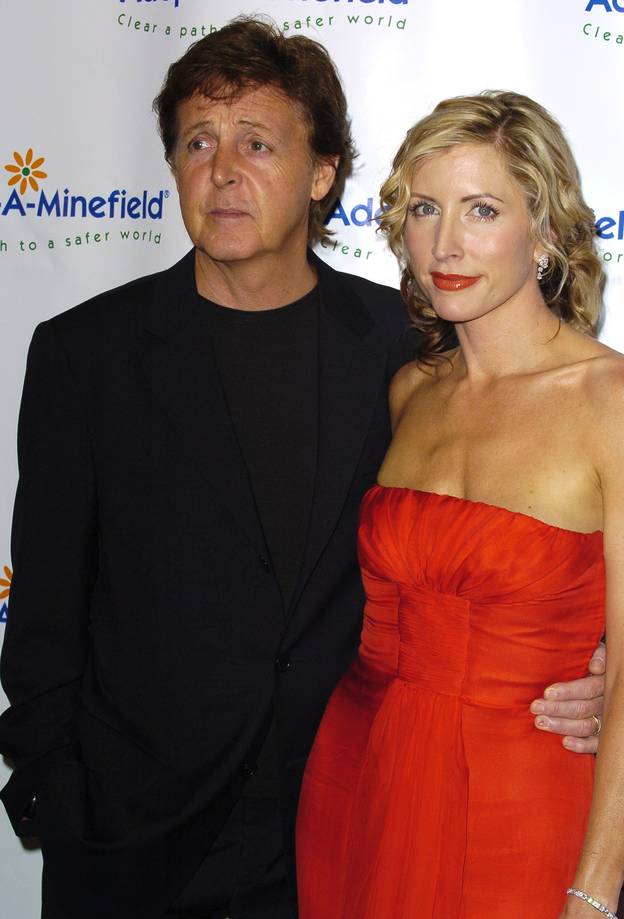 Paul McCartney and Heather Mills at the 4th Annual Adopt-A-Minefield Gala in 2004. | Source: Getty Images