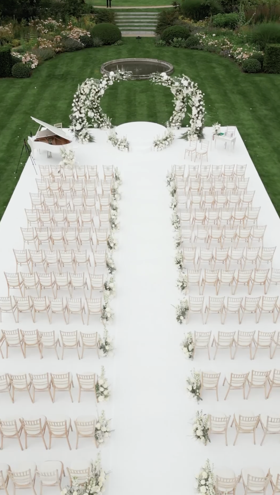 The wedding venue of Terry Kavanagh and Erin McGregor at Cashel Palace Hotel on August 17, 2024 | Source: Instagram/odicci_films