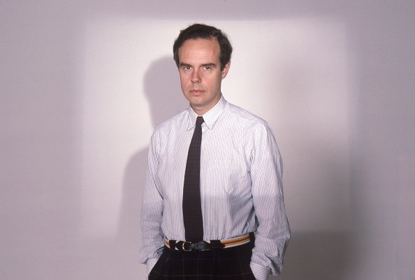 Portrait de Frédéric Mitterrand en 1987, France. |Photo : Getty Images. Portrait de Frédéric Mitterrand en 1987, France. |Photo : Getty Images.