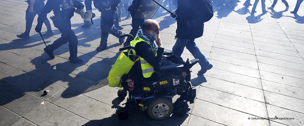Un gilet jaune condamné après avoir crié des propos violents aux policiers