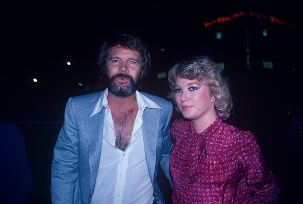 Tanya Tucker and Glenn Campbell out for a casual evening in New York in 1970. | Photo : Getty Images Tanya Tucker and Glenn Campbell out for a casual evening in New York in 1970. | Photo : Getty Images