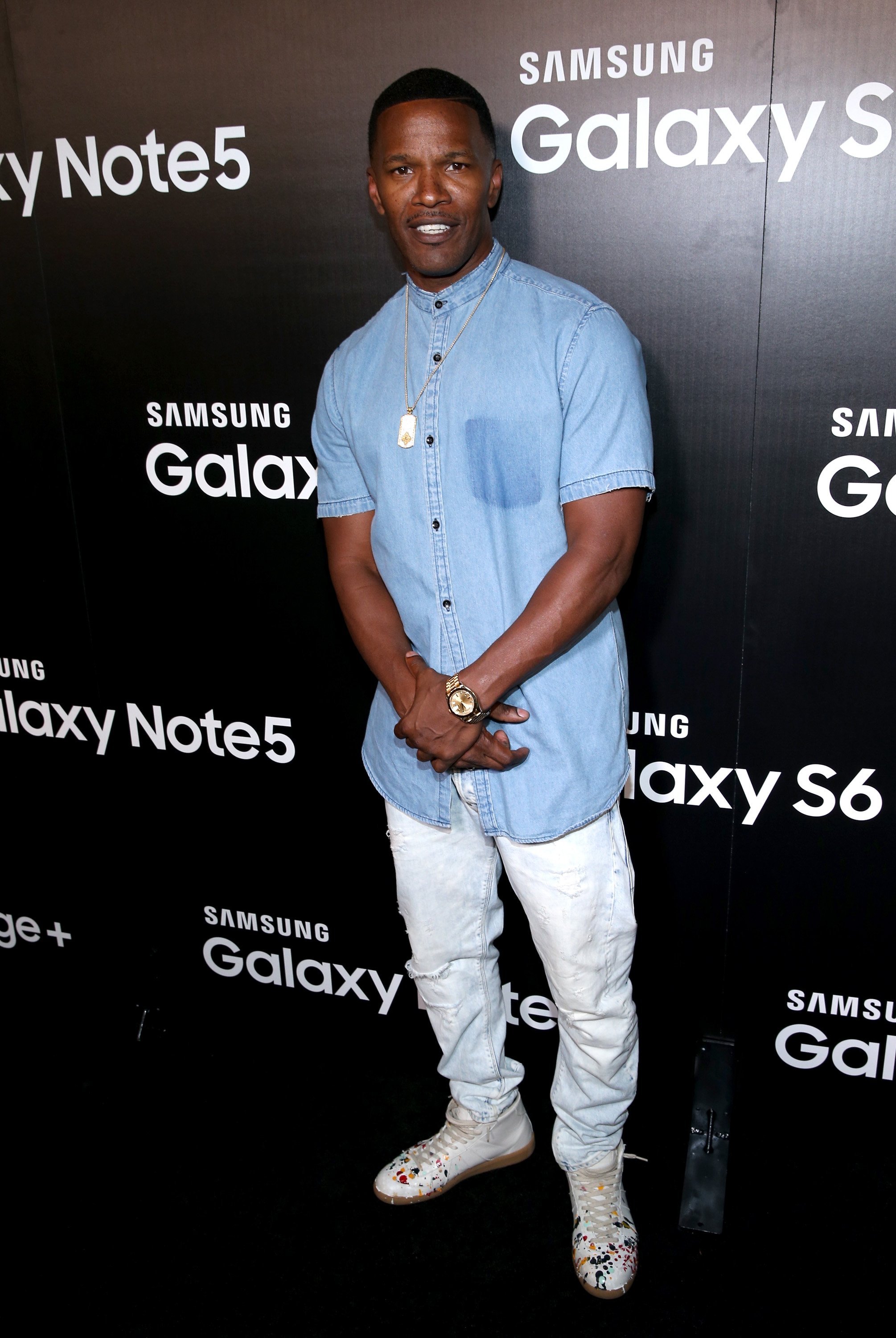 Jamie Foxx celebrates the new Samsung Galaxy S6 edge+ and Galaxy Note5 at Launch Event on Aug. 18, 2015 in Los Angeles | Photo: Getty Images