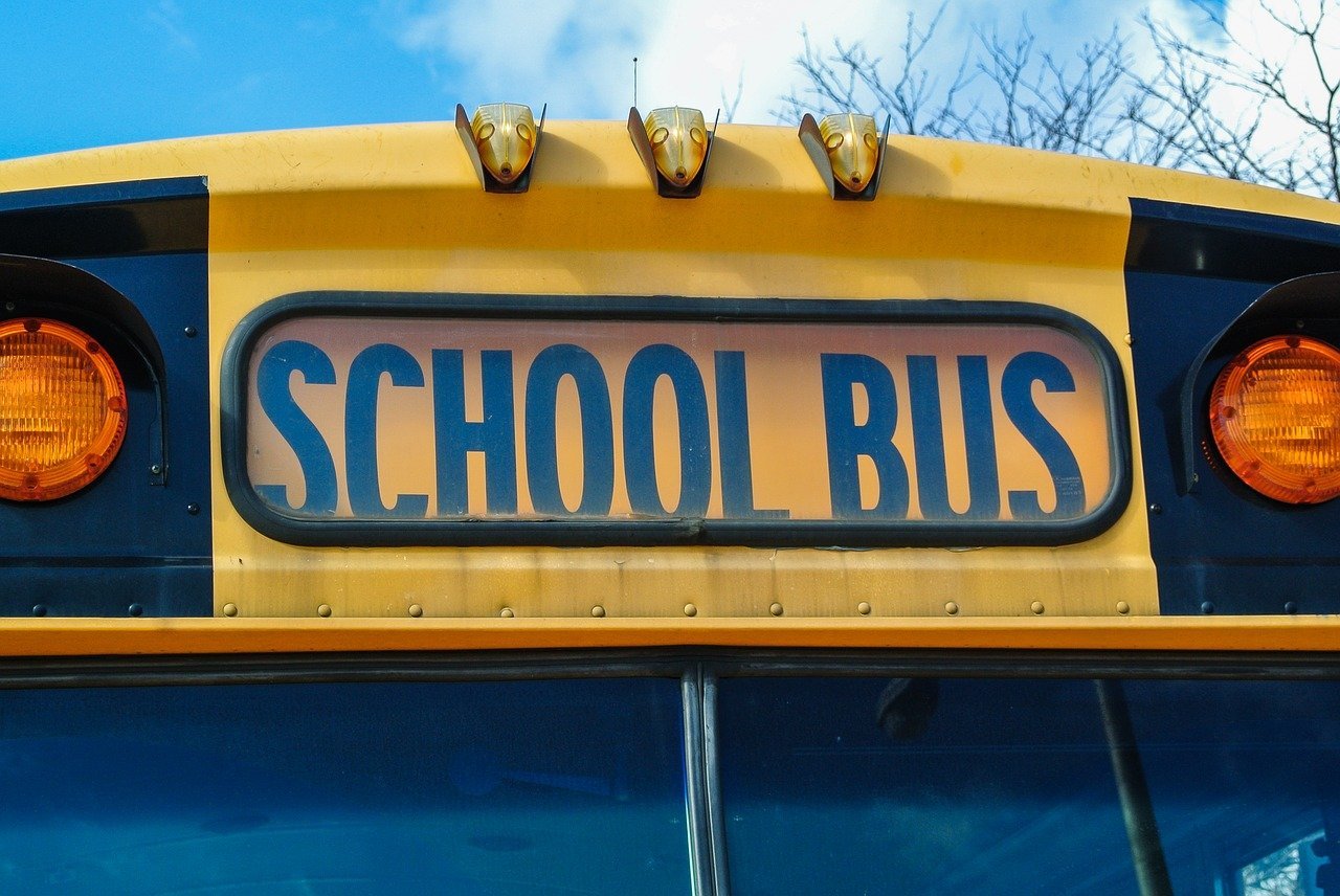 Autobús escolar estadounidense. | Foto: Pixabay