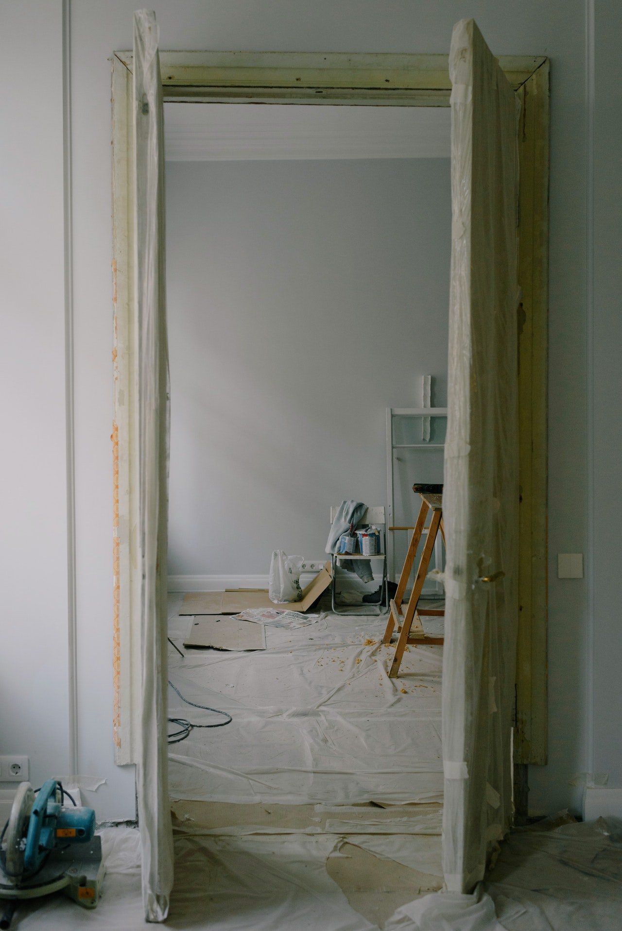 Photo of a building undergoing renovation | Photo: Pexels
