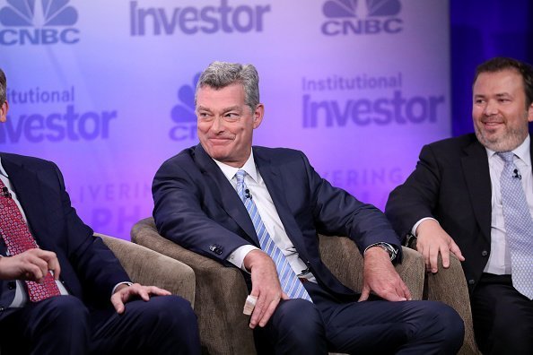 Tony Ressler, Co-Founder, Chairman and Chief Executive Officer, Ares Management, L.P., and Boaz Weinstein, Founder and Chief Investment Officer, Saba Capital Management, LP, during the Unyielding Opportunity panel at the 6th annual CNBC Institutional Investor Delivering Alpha Conference on Tuesday, September 13, 2016 at the Pierre Hotel in New York |Photo:Getty Images