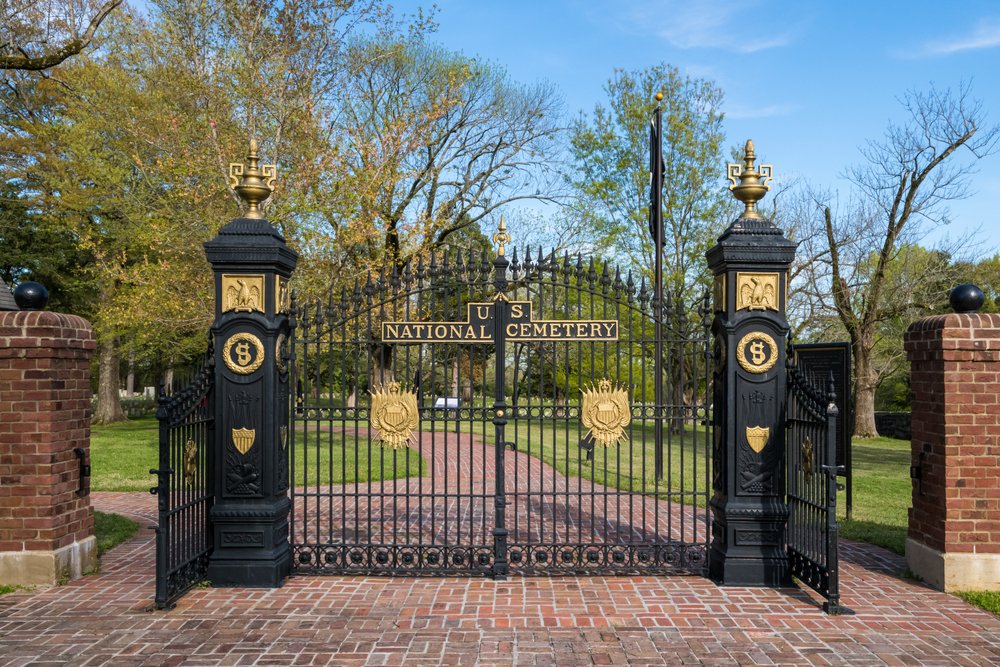 A photo of a cemetery gate | Photo: Shutterstock