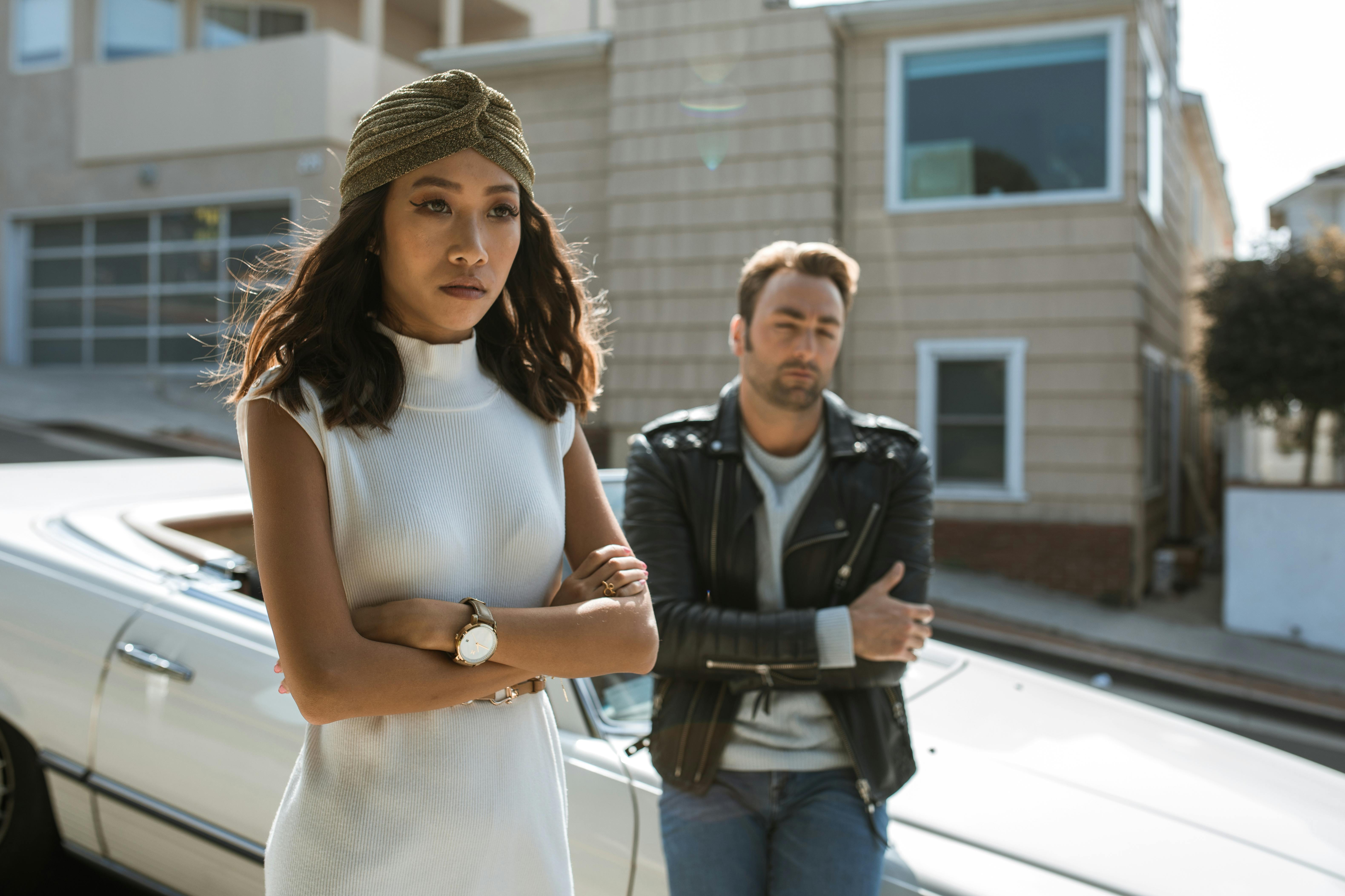 Inconsistent behavior and mixed signals may leave partners feeling uncertain or undervalued. | Source: Pexels