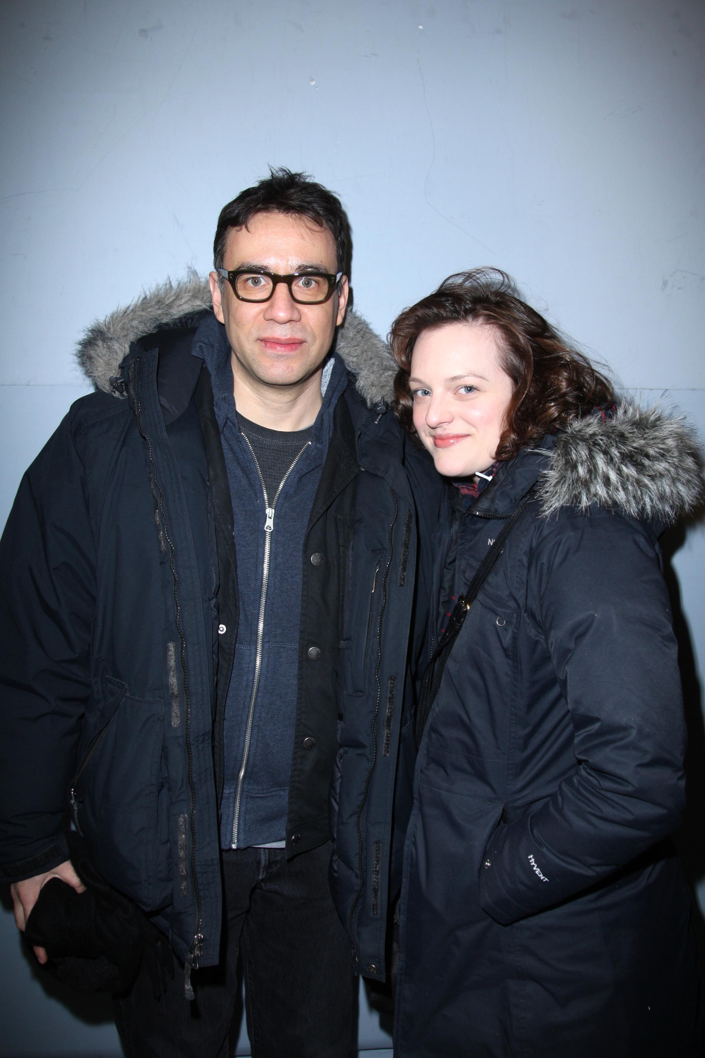 Fred Armisen and Elisabeth Moss at "Beyond Funderland Comedy Blowout: A Fundraiser Benefiting 'The Diary of a Teenage Girl'" on January 31, 2010, in New York. | Source: Getty Images
