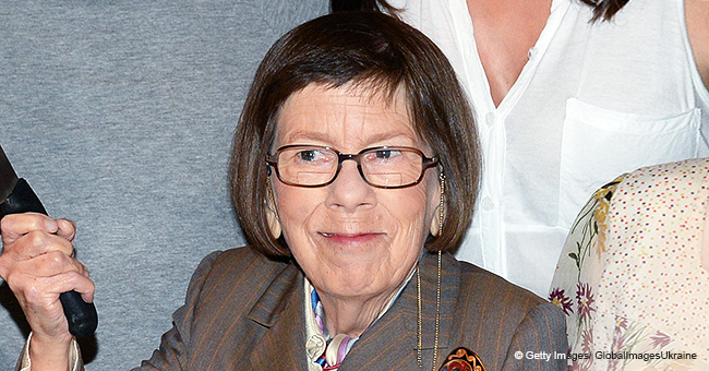 Linda Hunt, Famous for Depicting Hetty, Was Bullied at School Because of Her Medical Condition