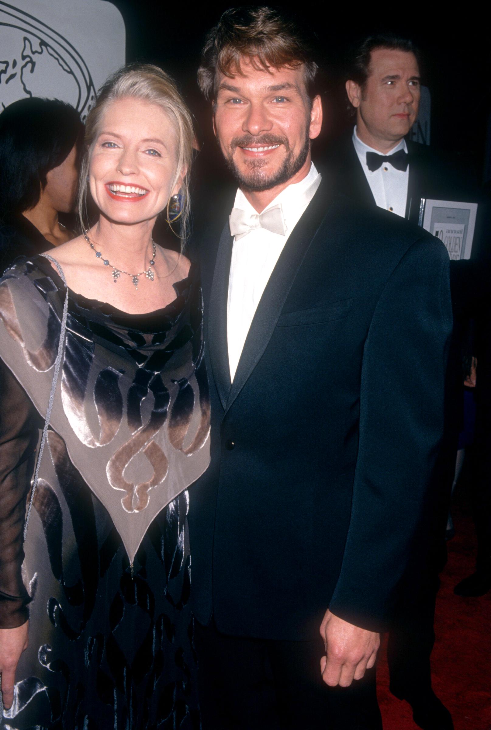 Lisa Niemi and Patrick Swayze at the 52nd Annual Golden Globe Awards on January 21, 1995, in Beverly Hills, California. | Source: Getty Images