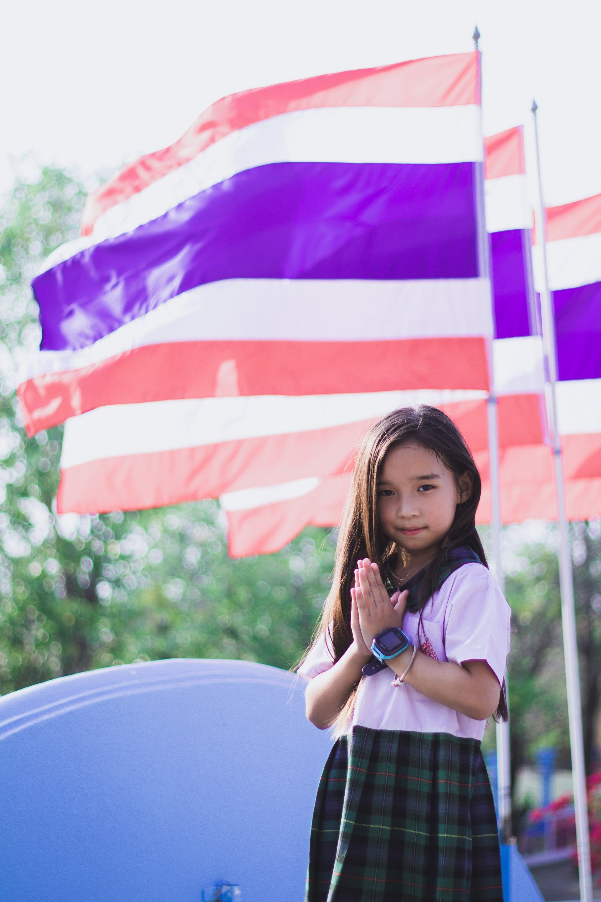 Photo of a young girl praying | Photo: Pexels