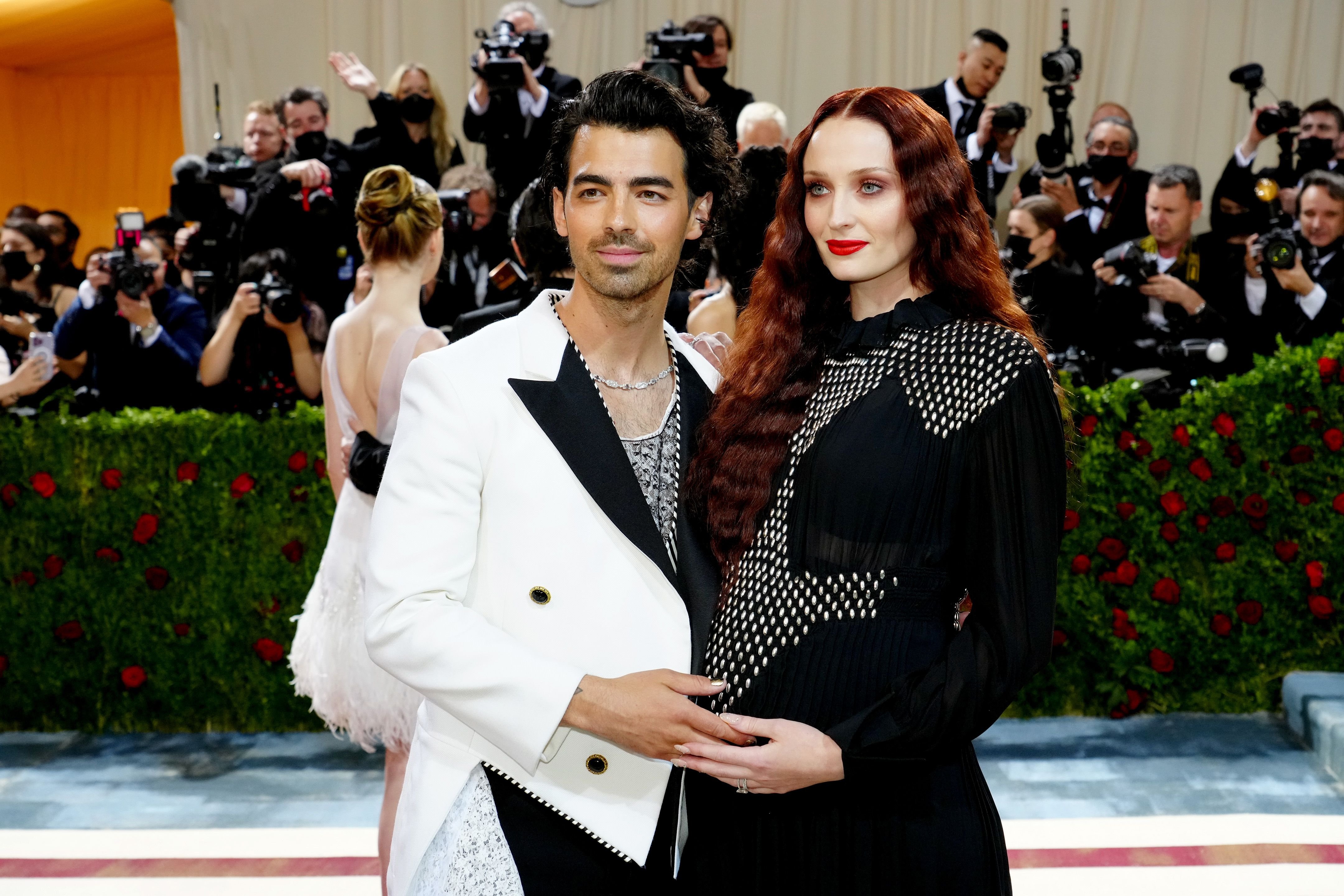  Joe Jonas and Sophie Turner during the 2022 Met Gala celebrating "In America: An Anthology of Fashion" on May 02, 2022, in New York City | Source: Getty Images