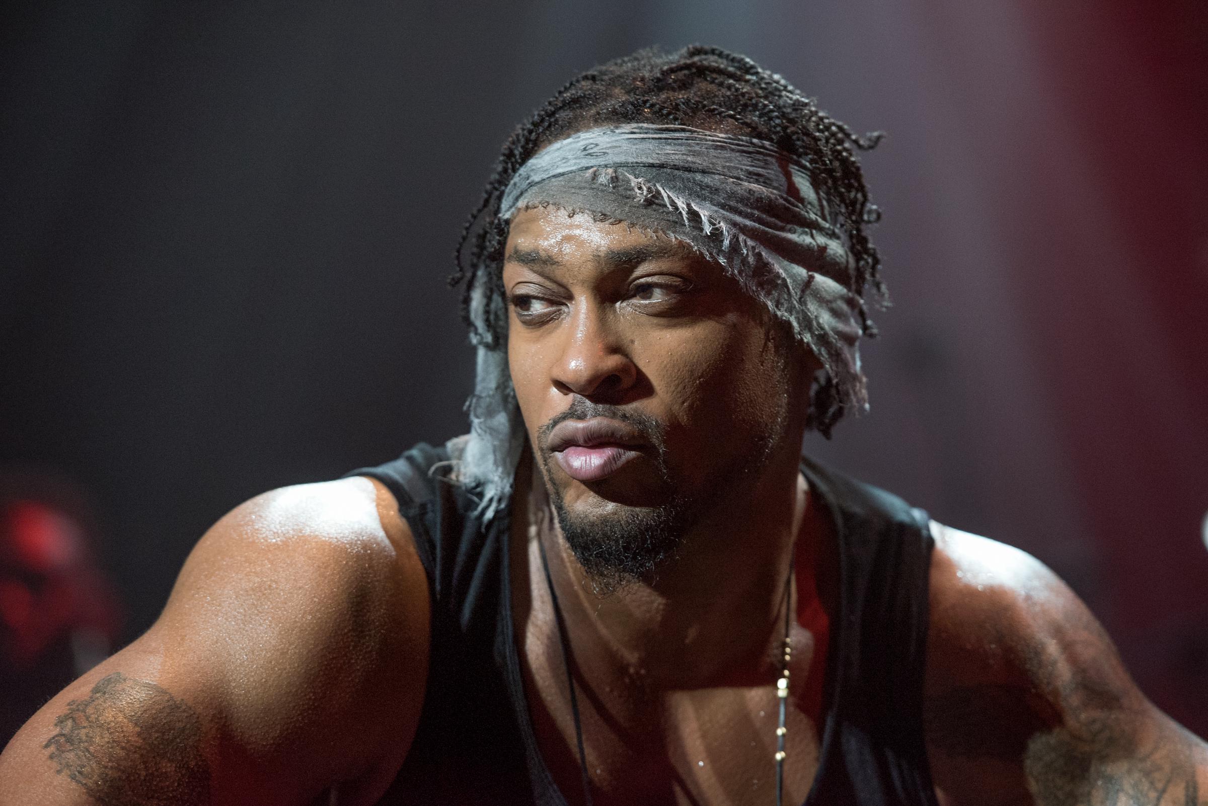D'Angelo performs at Club Nokia on June 8, 2015, in Los Angeles, California | Source: Getty Images