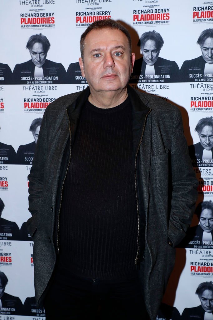 L'acteur Christophe Bourseiller assiste à la pièce de théâtre "Plaidoiries" au "Comedia - Théâtre Libre" le 06 décembre 2018 à Paris, France. | Photo : Getty Images. L'acteur Christophe Bourseiller assiste à la pièce de théâtre "Plaidoiries" au "Comedia - Théâtre Libre" le 06 décembre 2018 à Paris, France. | Photo : Getty Images.