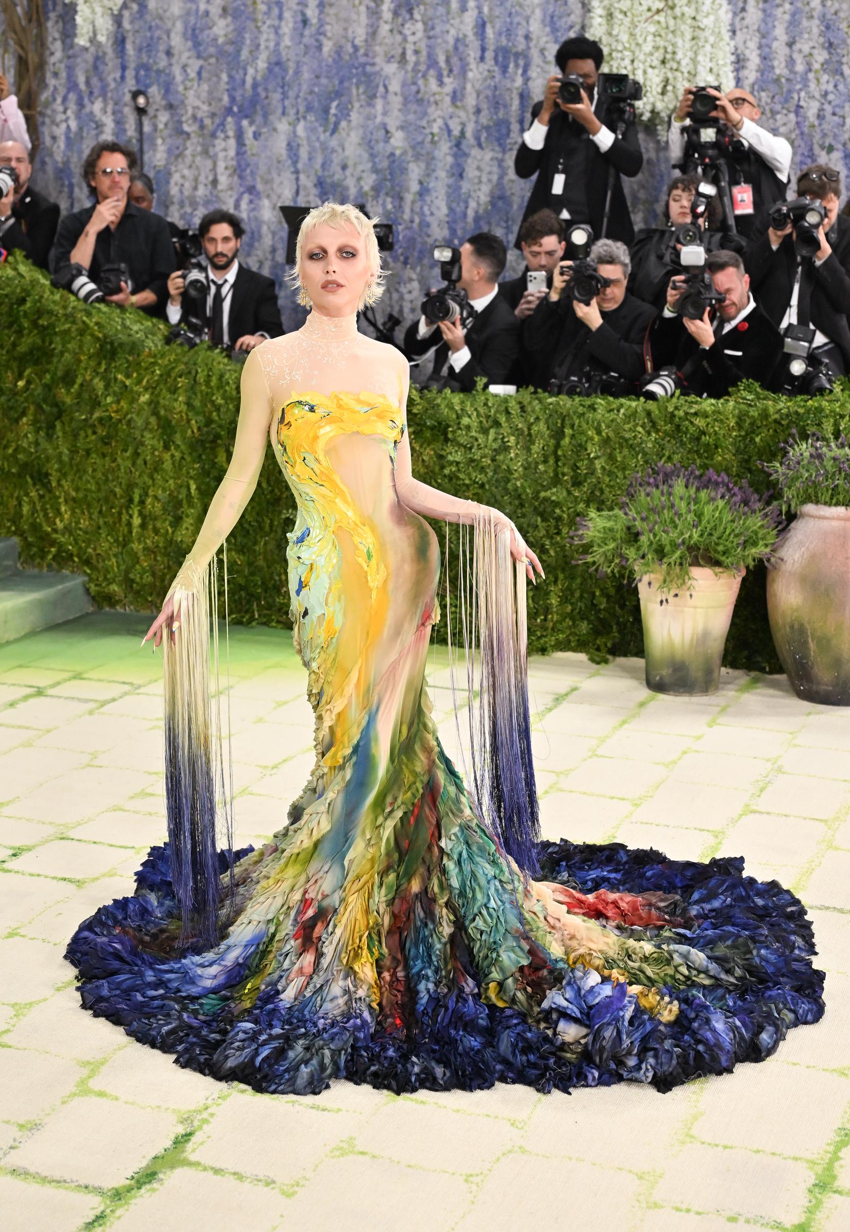 Emma Chamberlain at The 2026 Met Gala Celebrating "Costume Art." | Source: Getty Images
