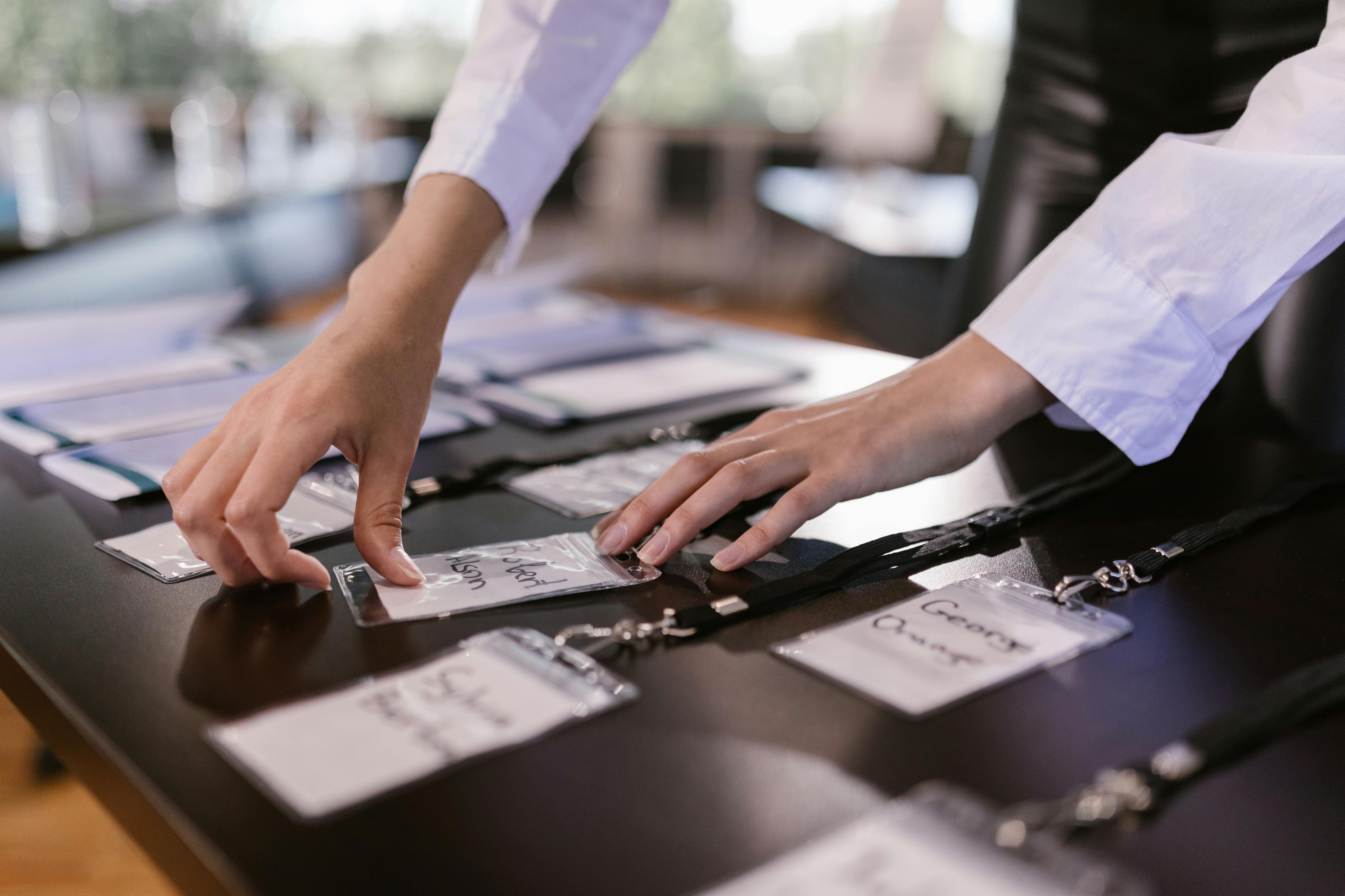 Nametags on a table | Source: Pexels