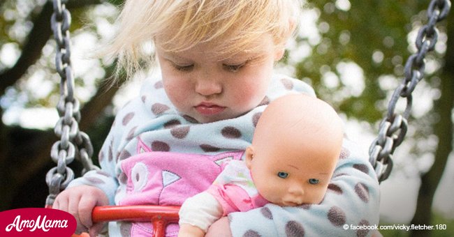 Adorable photo of toddler falling asleep was an early warning sign of her cancer diagnosis