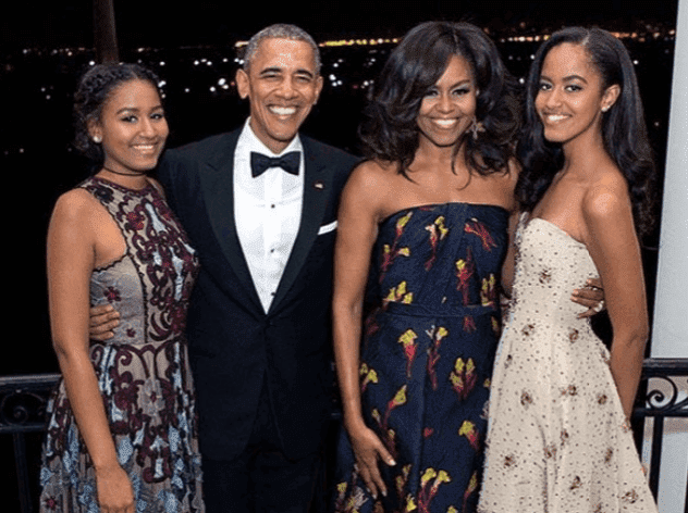 Former president Barack Obama and family. | Source: Instagram/MichelleObama