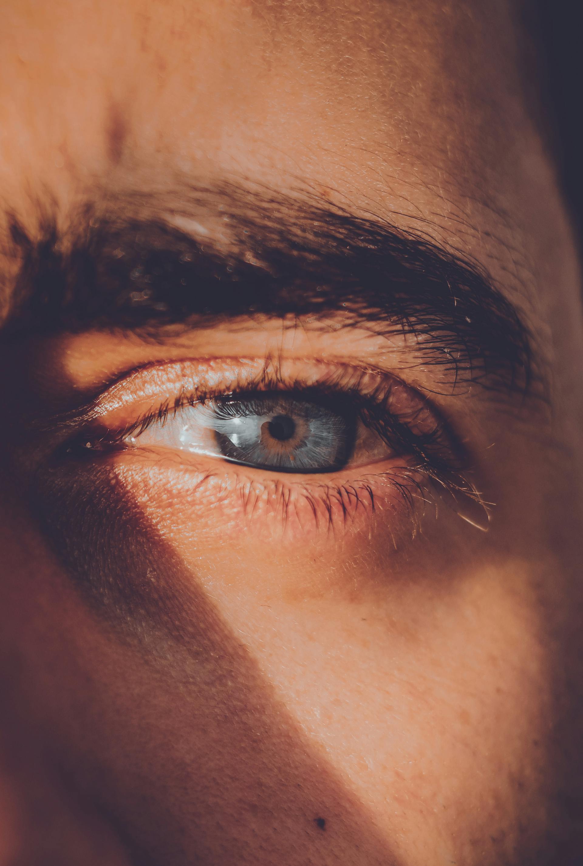 Close-up of a man's eye | Source: Pexels