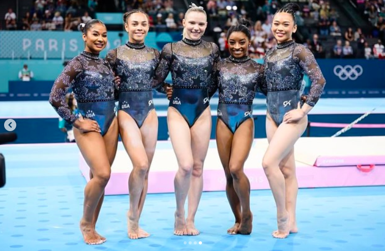 Jade Carey posing for a picture with her fellow teammates, Jordan Chiles, Hezly Rivera, Simone Biles and Sunisa Lee, during the Paris Olympic Games, posted on July 29, 2024 | Source: Instagram/jadecarey