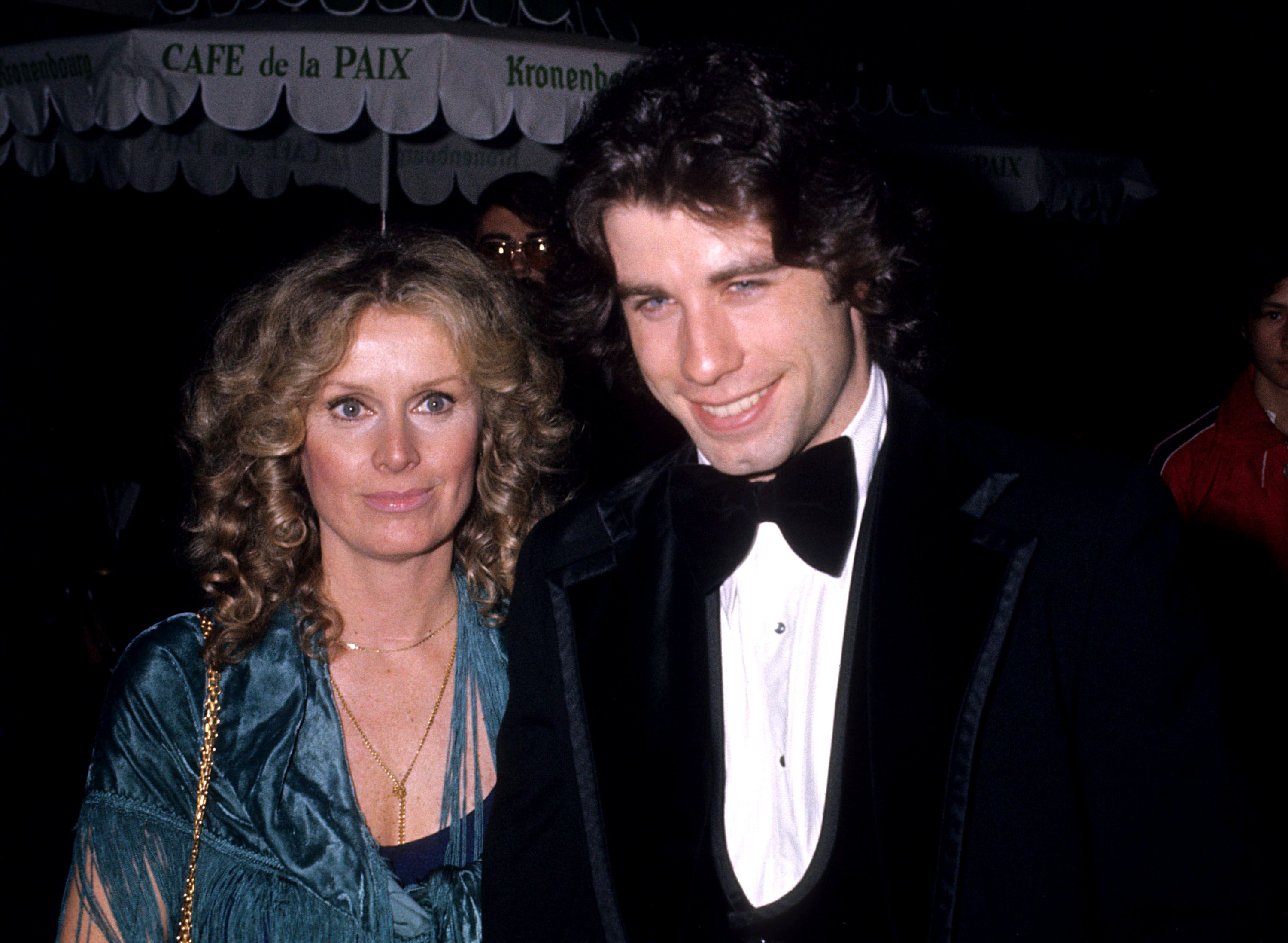 John Travolta and Diana Hyland in Los Angeles on December 8th 1976 | Source: Getty Images