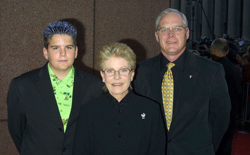 Patty Duke, husband Mike Pearce & son Kevin during Michael Jackson's 30th Anniversary Celebration | Source: Getty Images