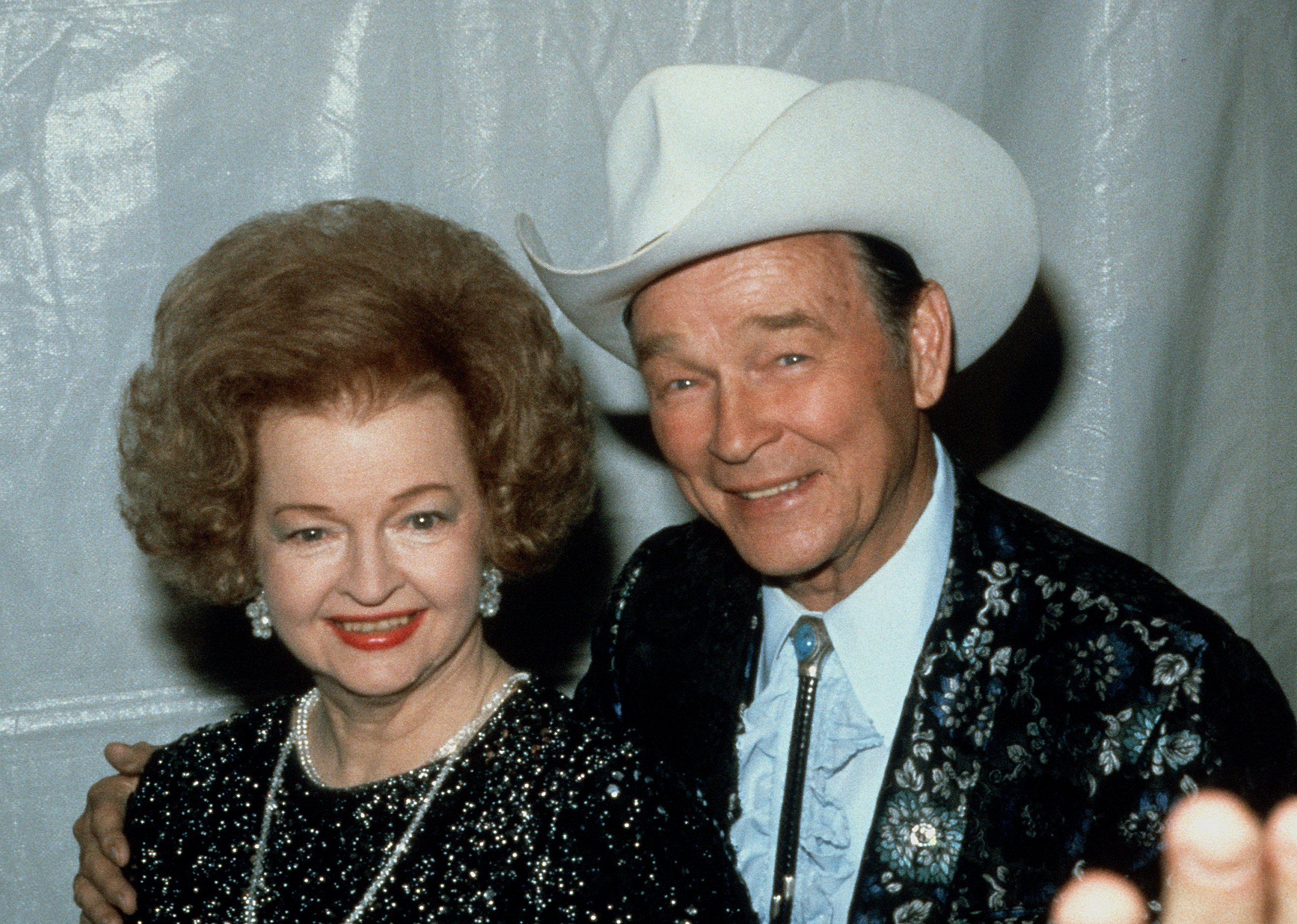 Roy Rogers (1911 - 1998) and his wife Dale Evans (1912 - 2001) pose circa 1986 in Dallas, USA. | Source: Getty Images.
