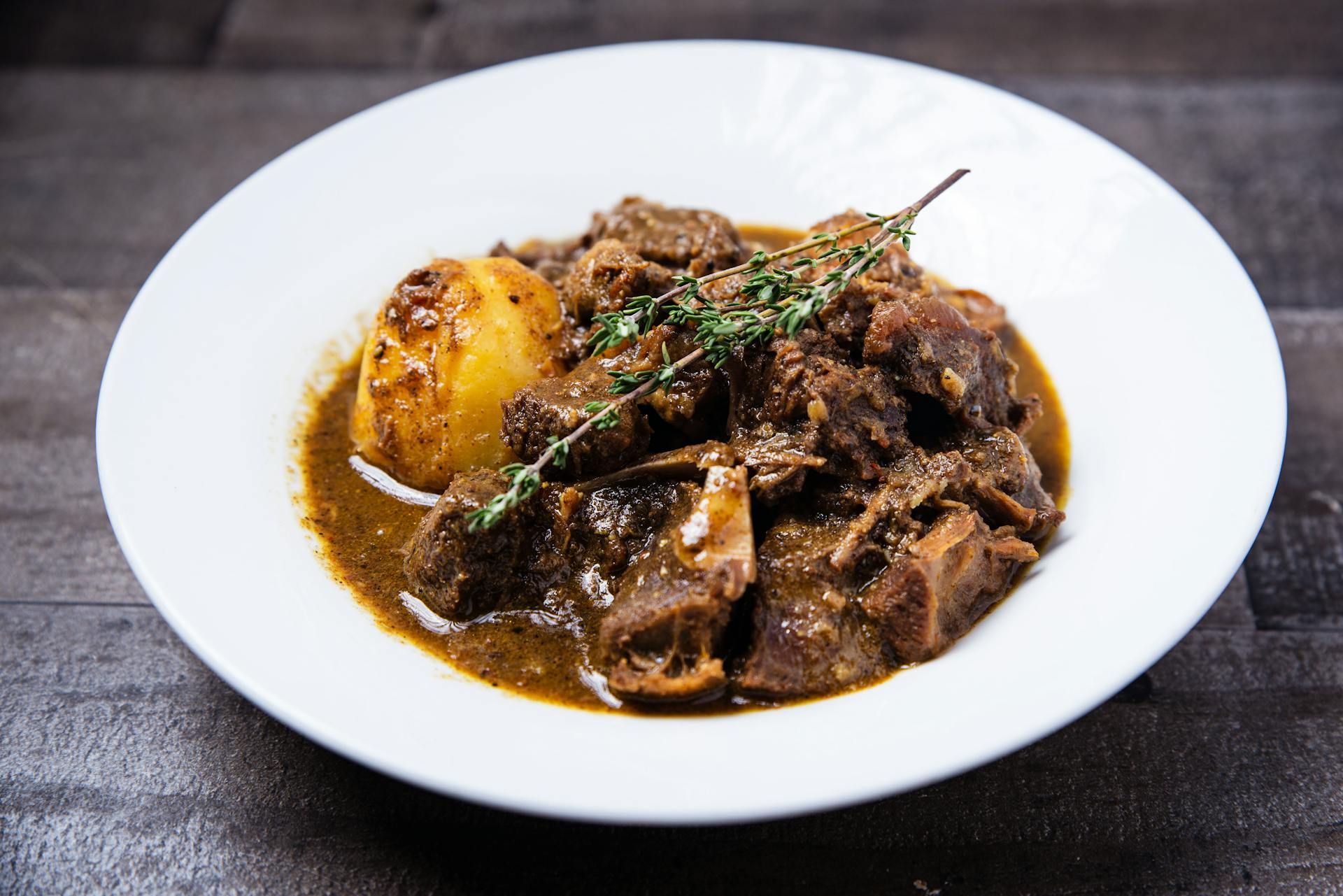 A plate of beef stew | Source: Pexels