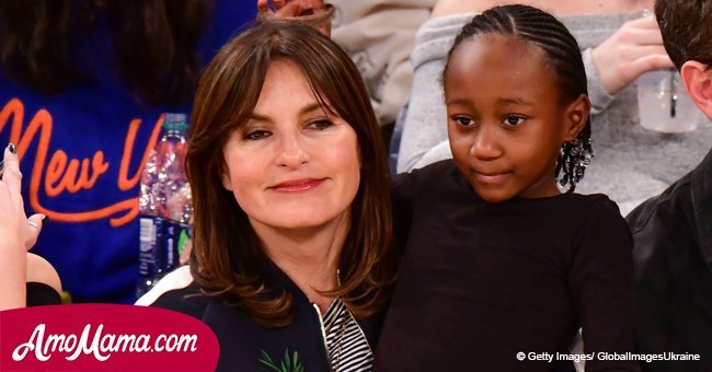 Mariska Hargitay shows off her 3 beautiful children as family attend the Knicks game