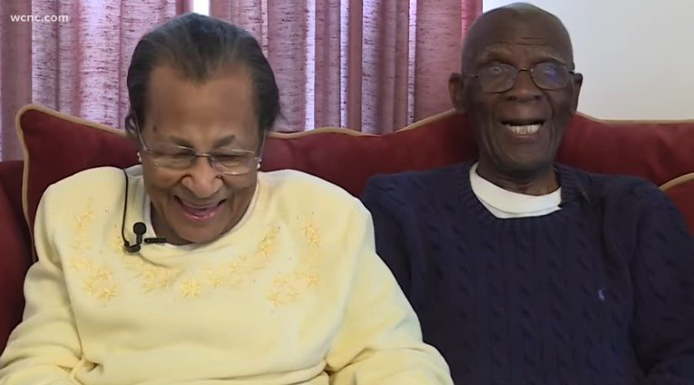 D.W and Willie still make each other laugh. | Source: YouTube/WCNC