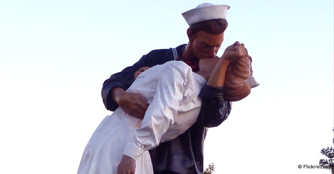 Statue of famous 'Kissing Sailor' who died a few days ago was vandalized with 'Me Too' graffiti