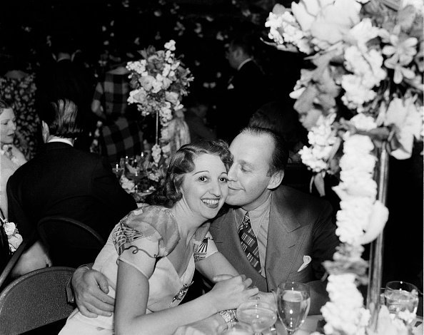 Comedian Jack Benny and wife Mary Livingston at an event in Los Angeles | Photo: Getty Images