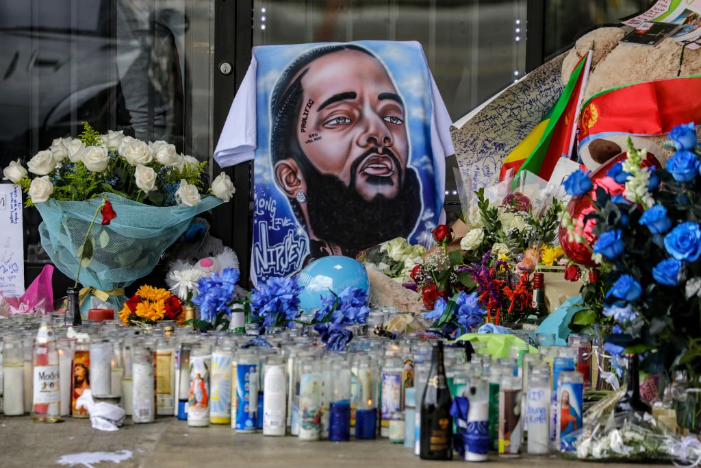 A makeshift memorial for Nipsey Hussle at his The Marathon Clothing store where he was shot on Slauson Avenue | Photo: Getty Images