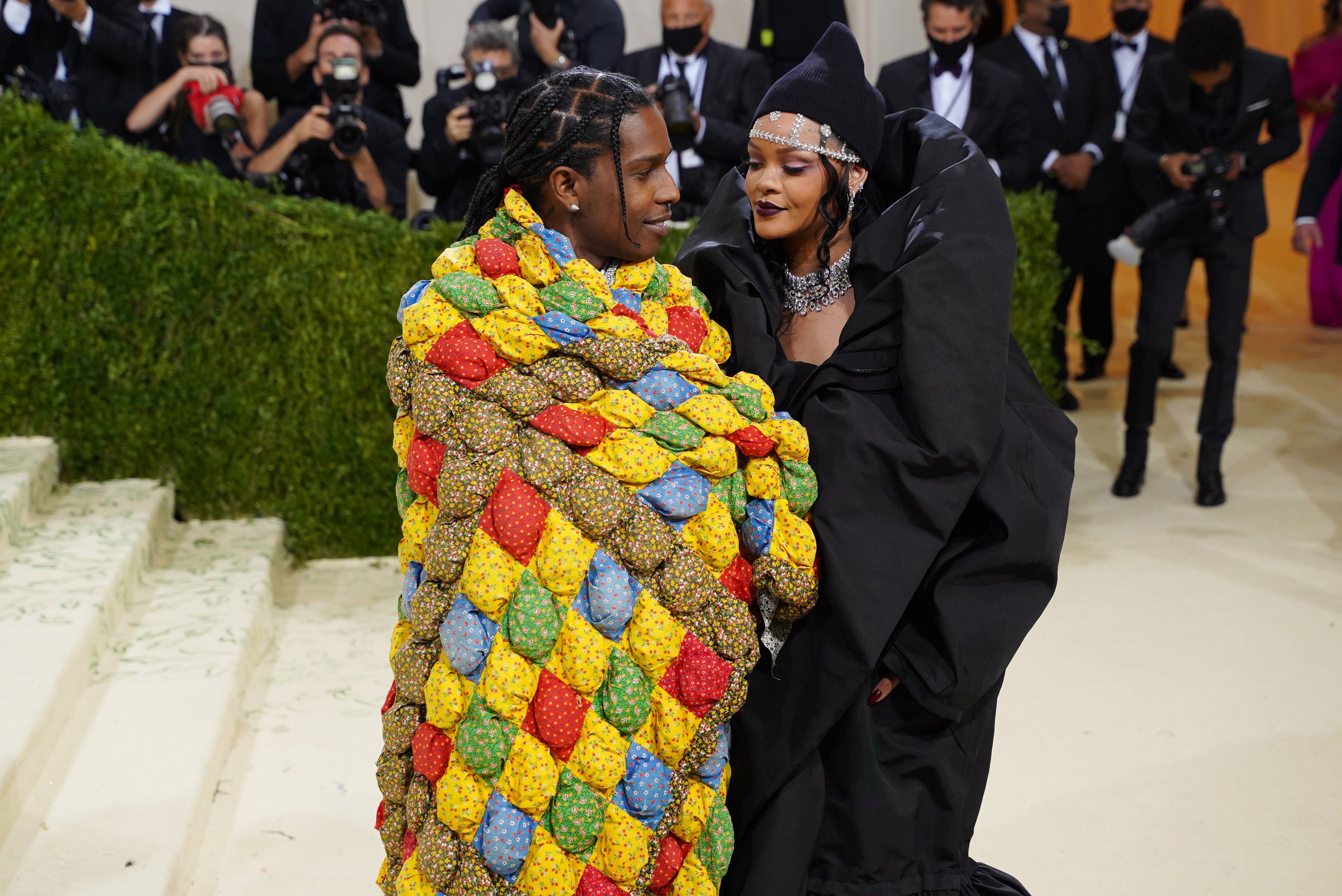 A$AP Rocky and Rihanna at the Costume Institute Benefit - In America: A Lexicon of Fashion on September 13, 2021, in New York City. | Source: Sean Zanni/Patrick McMullan/Getty Images