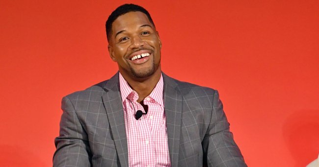 Michael Strahan's Twin Daughters Turn up the Heat in Bikinis as They ...