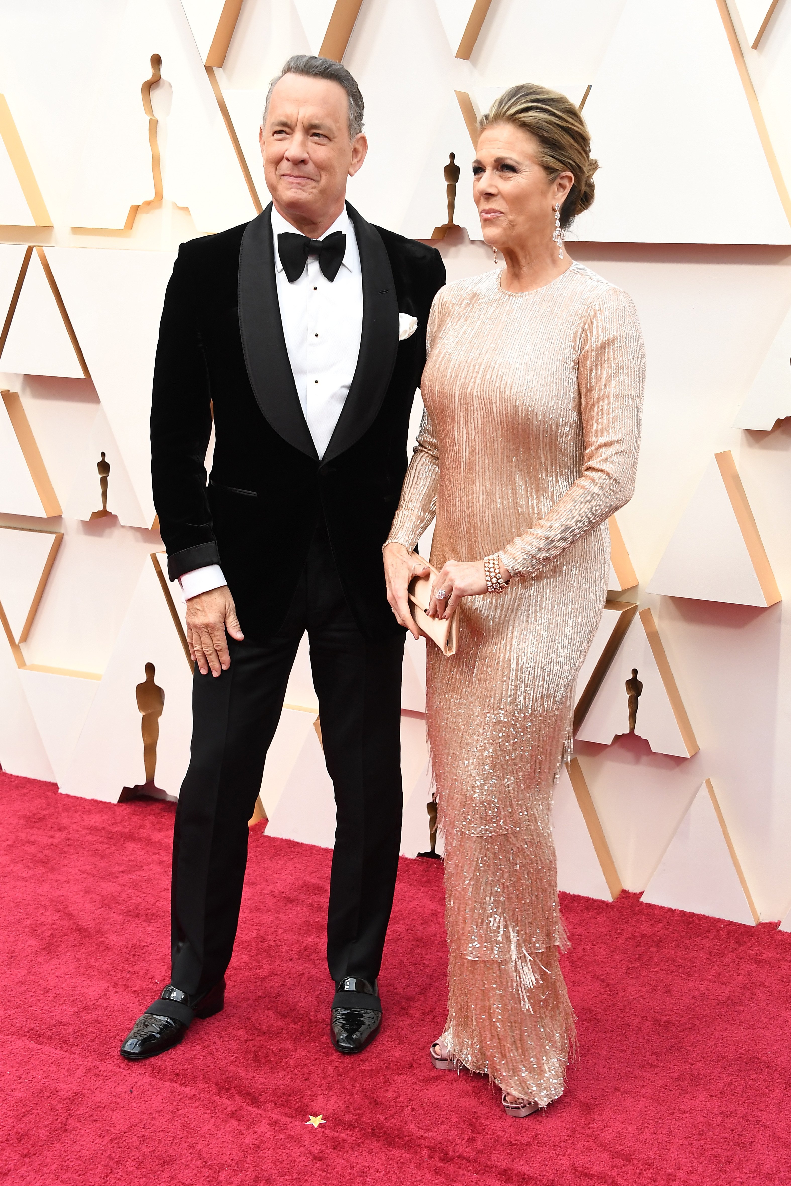 Tom Hanks und Rita Wilson kommen am Sonntag, den 9. Februar 2020 bei den 92. Academy Awards im Dolby Theatre im Hollywood & Highland Center in Hollywood, CA, an. | Quelle: Getty Images