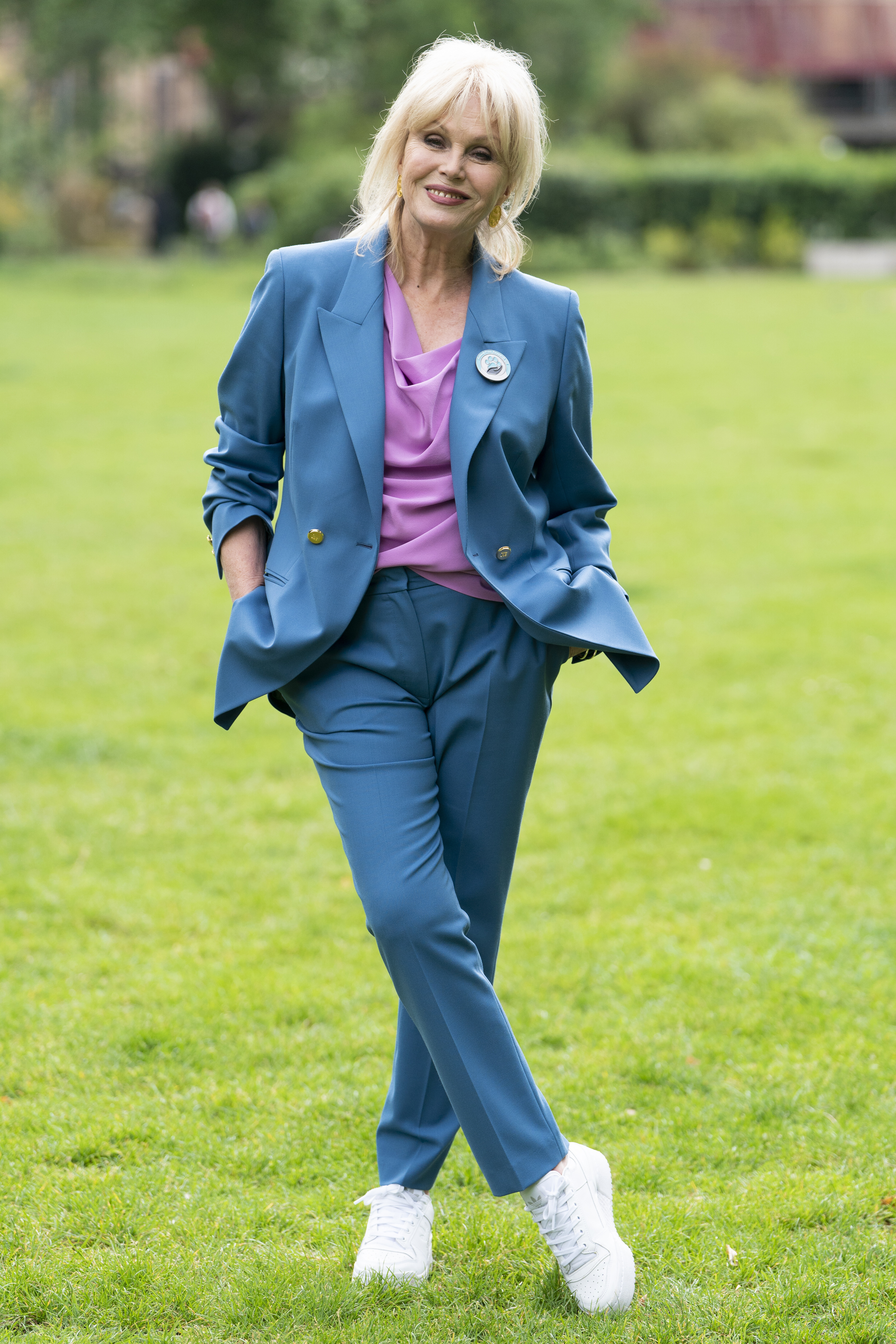 Joanna Lumley poses in Westminster, London, England, on May 23, 2022 | Source: Getty Images