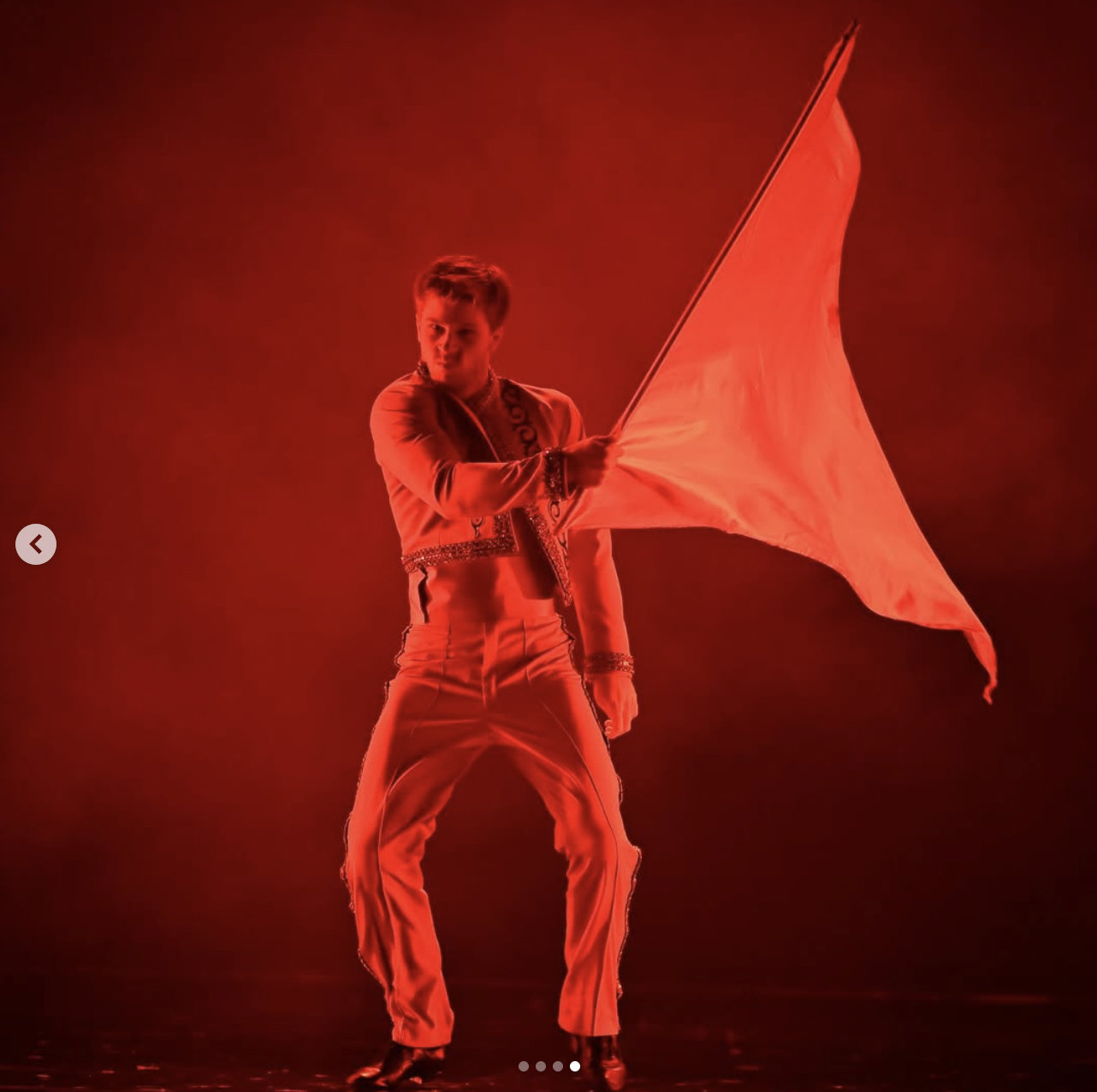 Robert Irwin is pictured during his performance onstage, dated November 4, 2025 | Source: Instagram/dancingwiththestars